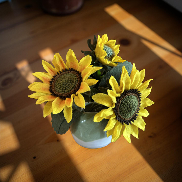 Van Gogh’s Sunflowers in a matching Vase