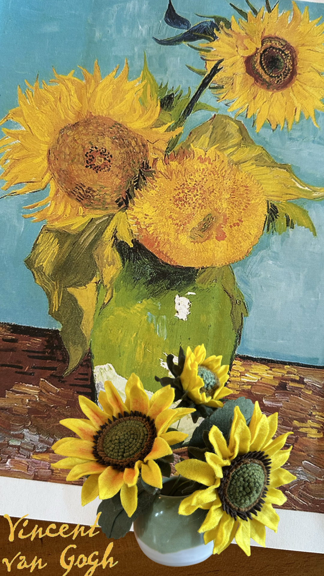 Van Gogh’s Sunflowers in a matching Vase